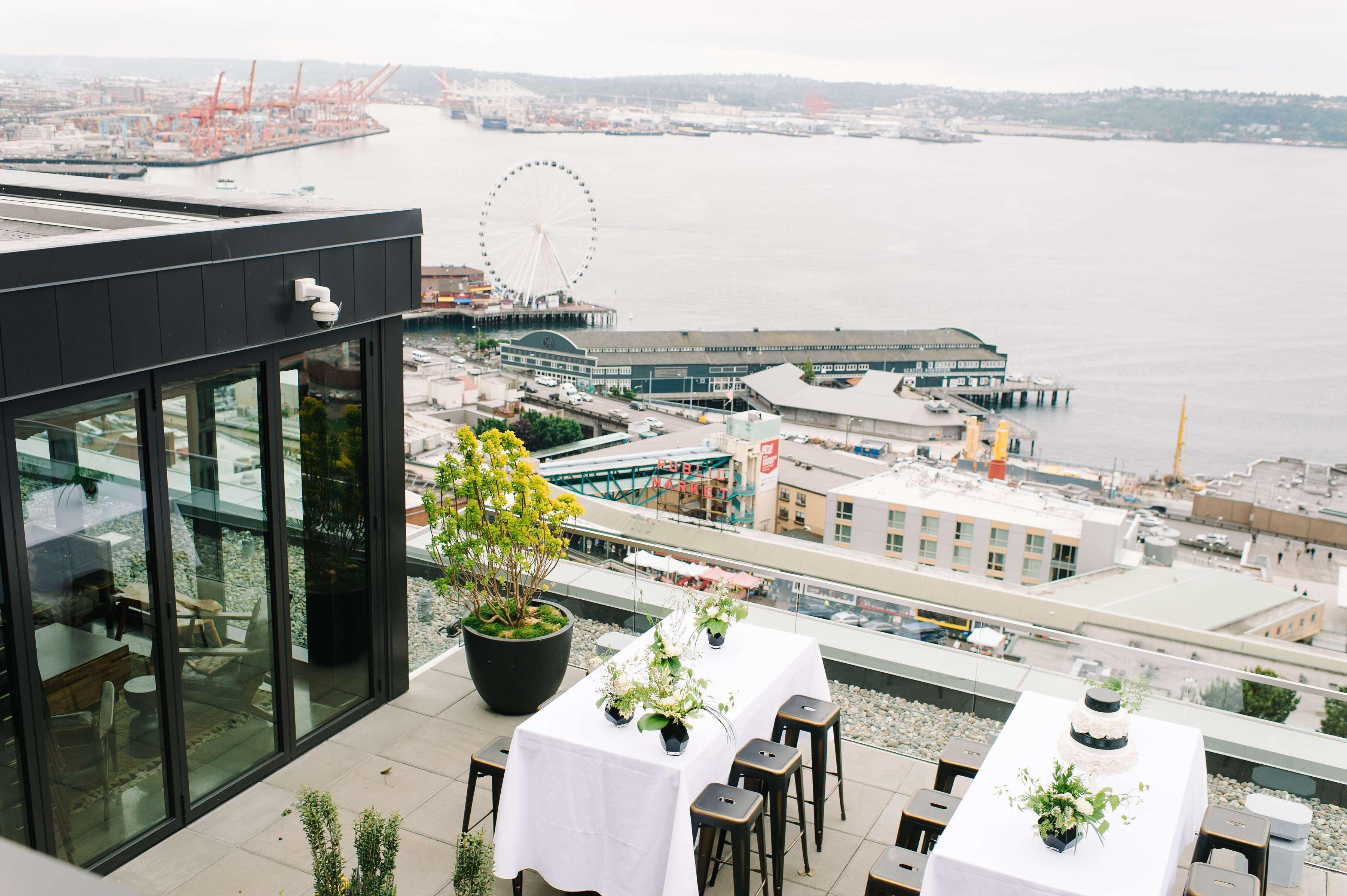 Thompson Seattle, By Hyatt Hotel Exterior photo